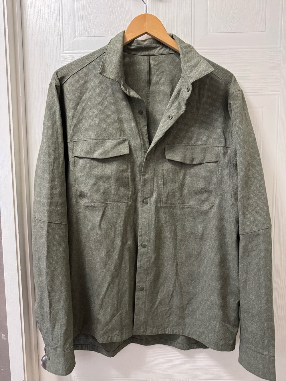 lululemon athletica Men's Olive Green Military Overshirt